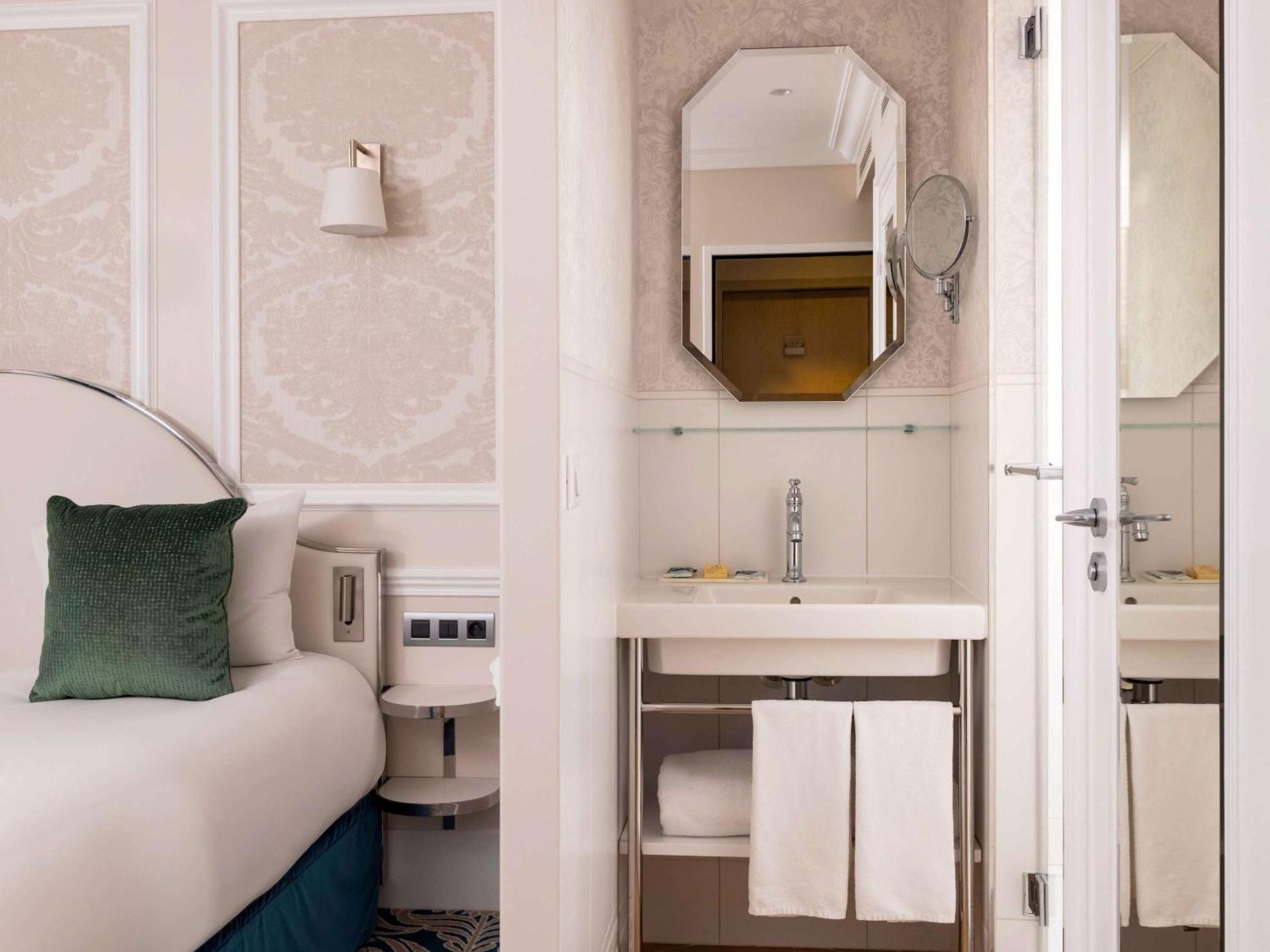 Hotel Mercure La Sorbonne Saint-Germain-Des-Pres Παρίσι Εξωτερικό φωτογραφία